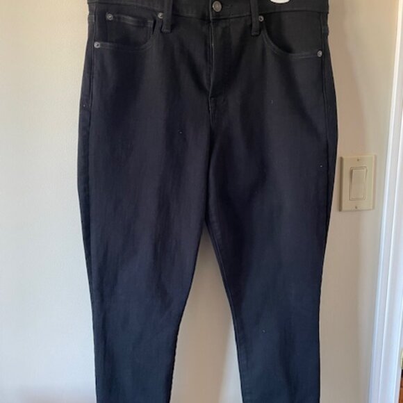 GAP High Rise True Skinny Black Jeans  Size 32/14 rs  NWOT - Picture 2 of 10